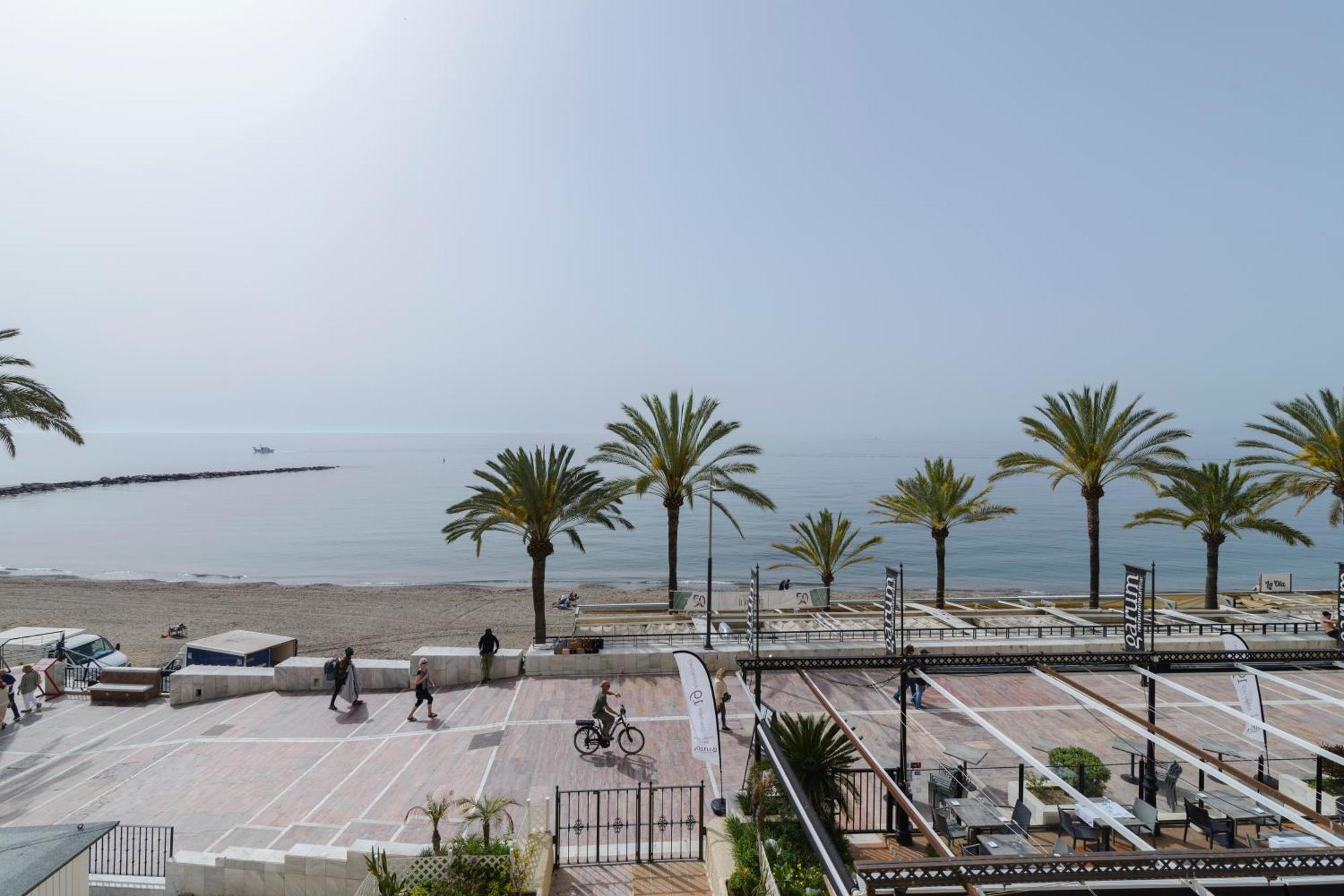 Sea Front Apartment In Marbella Center Zewnętrze zdjęcie